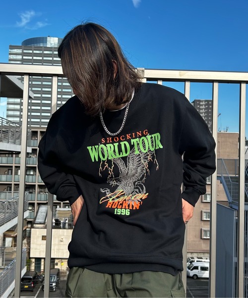 MODISH GAZE(モディシュガゼ)の「【MODISH GAZE】WORLD TOUR バンド風デザイン裏毛スウェット(スウェット・メンズ・ホワイト・MEDIUM)」の16枚目の写真