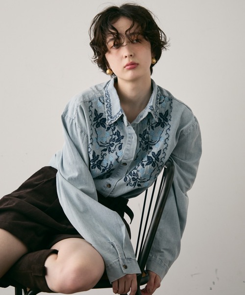 Trish（トリッシュ）の「オリエンタル刺繍デニムシャツ（シャツ/ブラウス・レディース・ネイビー/サックスブルー・FREE）」の7枚目の写真