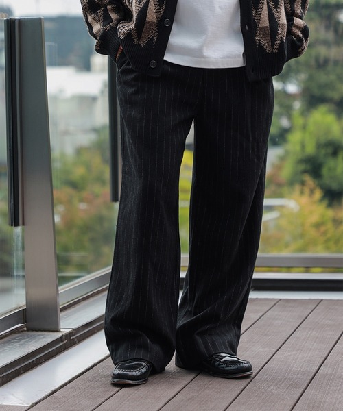2色展開】起毛 ストライプ 2タック ワイドパンツ（スラックス）｜BEAMS