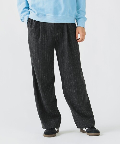 2色展開】起毛 ストライプ 2タック ワイドパンツ（スラックス）｜BEAMS
