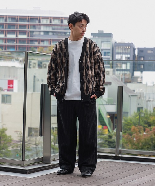 2色展開】起毛 ストライプ 2タック ワイドパンツ（スラックス）｜BEAMS