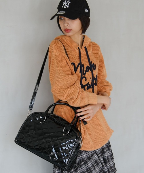 PAGEBOY(ページボーイ)の「キルティングボストンBAG(ボストンバッグ・レディース・ベージュ/ブラック・FREE)」の1枚目の写真