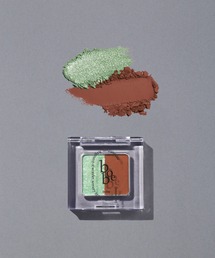 bobe（ボウブ）の「bobe プレスドアイシャドウ（アイシャドウ）」