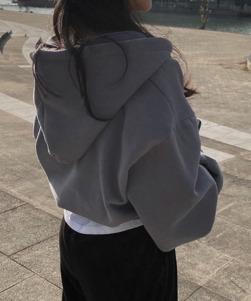 Vipoa（ヴィポア）の「short zip up hoodie（パーカー・レディース・ライトグレー/ブラック/ホワイト/ネイビー/ダークグレー/ブルー/オートミール・FREE）」の20枚目の写真