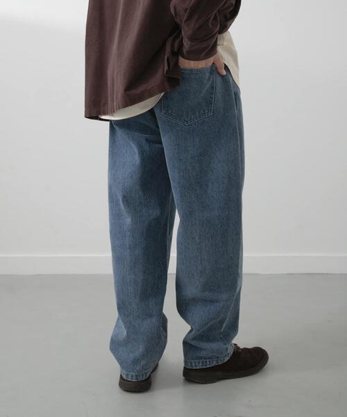 ITEMS URBANRESEARCH(アイテムズ アーバンリサーチ)の「Dusty Wide Tapered Jeans(その他パンツ・メンズ・ブラック系その他/ベージュ系その他/ブルー系その他・MEDIUM/LARGE)」の16枚目の写真