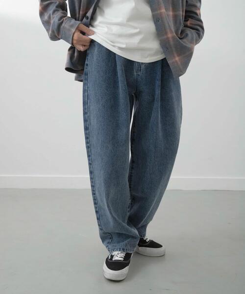 ITEMS URBANRESEARCH(アイテムズ アーバンリサーチ)の「Dusty Wide Tapered Jeans(その他パンツ・メンズ・ブラック系その他/ベージュ系その他/ブルー系その他・MEDIUM/LARGE)」の21枚目の写真