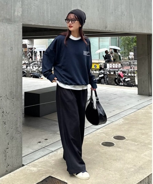 Lui's（ルイス）の「MAY別注レザーワンハンドルハーフムーンバッグ（ハンドバッグ・レディース・ブラック/ブラウン系その他/ブラウン・FREE）」の8枚目の写真