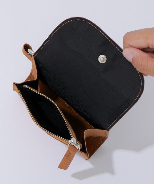 Lui's（ルイス）の「MAY別注レザーワンハンドルハーフムーンバッグ（ハンドバッグ・レディース・ブラック/ブラウン系その他/ブラウン・FREE）」の12枚目の写真