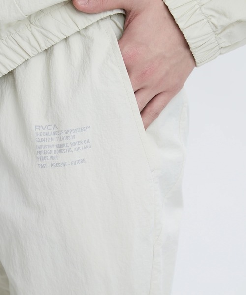 RVCA(ルーカ)の「RVCA メンズ MIL NYLON PT ロングパンツ 【2025年秋冬モデル】/ルーカワッシャーナイロンパンツ(SET UP・セットアップ可能・空港コーデ)(その他パンツ・メンズ・ブラック/グレー・X-LARGE/LARGE/MEDIUM/SMALL)」の19枚目の写真