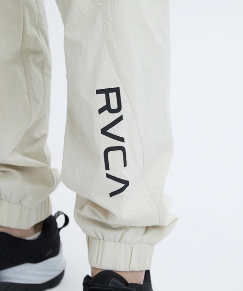 RVCA(ルーカ)の「RVCA メンズ MIL NYLON PT ロングパンツ 【2025年秋冬モデル】/ルーカワッシャーナイロンパンツ(SET UP・セットアップ可能・空港コーデ)(その他パンツ・メンズ・ブラック/グレー・X-LARGE/LARGE/MEDIUM/SMALL)」の20枚目の写真