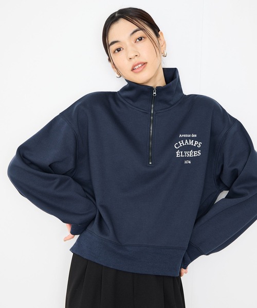 Mac-House(マックハウス)の「Idnes 暖か裏起毛 華奢見え絶妙バランス ボリューム袖ハーフジッププルオーバー(スウェット・レディース・ネイビー/グレー/ブラウン・FREE)」の3枚目の写真