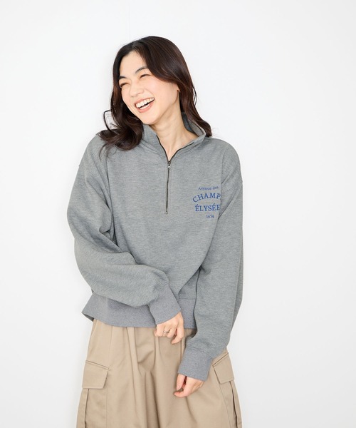 Mac-House(マックハウス)の「Idnes 暖か裏起毛 華奢見え絶妙バランス ボリューム袖ハーフジッププルオーバー(スウェット・レディース・ネイビー/グレー/ブラウン・FREE)」の1枚目の写真