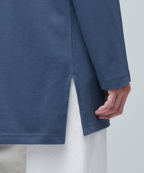 MUSINSA STANDARD（ムシンサスタンダード）の「レイヤードクルーネック長袖Tシャツ_ロング丈 [ミッドナイトブルー]（Tシャツ/カットソー・メンズ・その他・SMALL/MEDIUM/LARGE/X-SMALL）」の8枚目の写真
