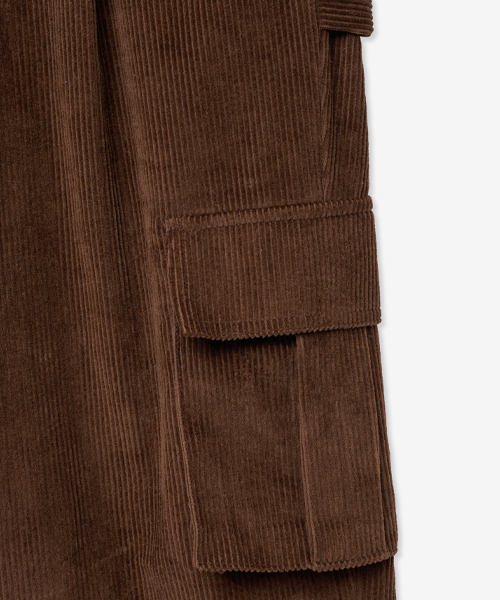 VTWO(ブイツー)の「コーデュロイカーゴカーペンターワイドパンツ_ブラウン(その他パンツ・メンズ・その他・MEDIUM/LARGE/SMALL)」の3枚目の写真