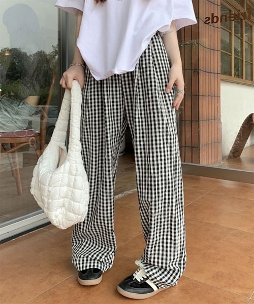 VIBGYOR Women(ヴィブジョー ウィメン)の「【Mayree】ギンガム チェック柄 バギー イージー パンツ(その他パンツ・レディース・ブラック/ピンク/ライトブルー・MEDIUM/SMALL/LARGE)」の2枚目の写真