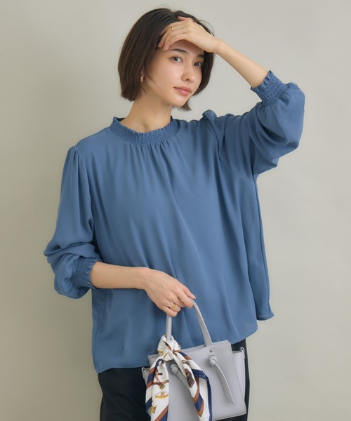 KATHARINE ROSS(キャサリンロス)の「【KATHARINE ROSS】シャーリング襟ブラウス(シャツ/ブラウス・レディース・ブルー/アイボリー/ライトグレー・FREE)」の12枚目の写真