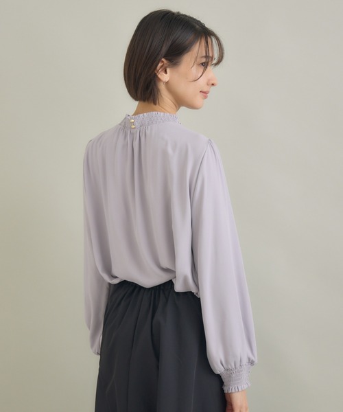 KATHARINE ROSS(キャサリンロス)の「【KATHARINE ROSS】シャーリング襟ブラウス(シャツ/ブラウス・レディース・ブルー/アイボリー/ライトグレー・FREE)」の8枚目の写真