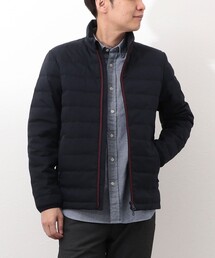 MODERN FIT スタンド ライトダウンジャケット