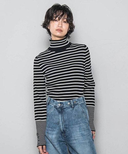 MAYSON GREY(メイソングレイ)の「リブタートルニットプルオーバー≪手洗い可能≫(ニット/セーター・レディース・オフホワイト/ブラック系その他/ブラック/ブラウン・M)」の5枚目の写真