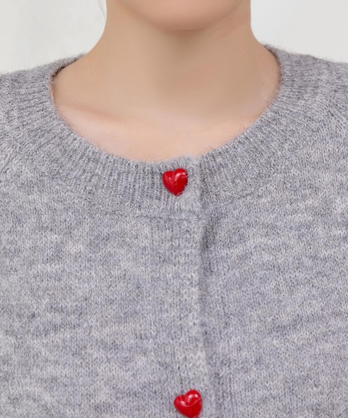 DAY CLOSET（デイ クローゼット）の「ぷっくりハートボタンがCute。長袖ノーカラーニットカーディガン レディース（カーディガン/ボレロ・レディース・ブルー/ネイビー/オートミール/グレー・FREE）」の21枚目の写真