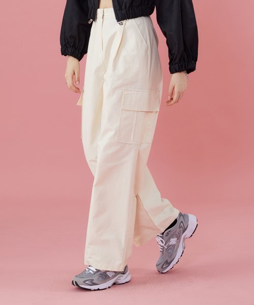 KOLEAT（コレット）の「WOMEN機能性バスラックワイドカーゴスラックスパンツ【IVORY】（スラックス・レディース・その他・SMALL/MEDIUM）」の3枚目の写真