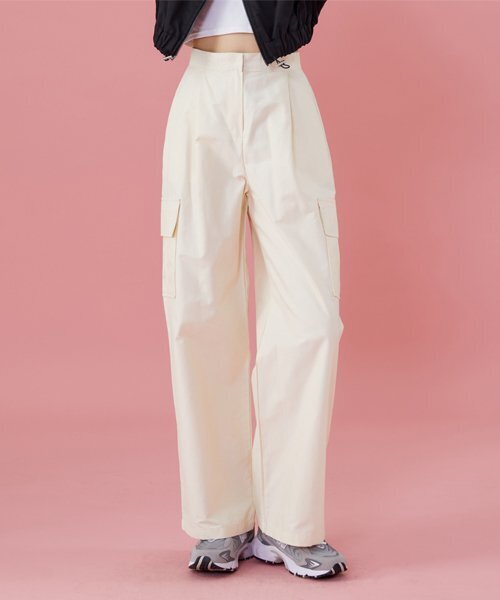 KOLEAT（コレット）の「WOMEN機能性バスラックワイドカーゴスラックスパンツ【IVORY】（スラックス・レディース・その他・SMALL/MEDIUM）」の5枚目の写真