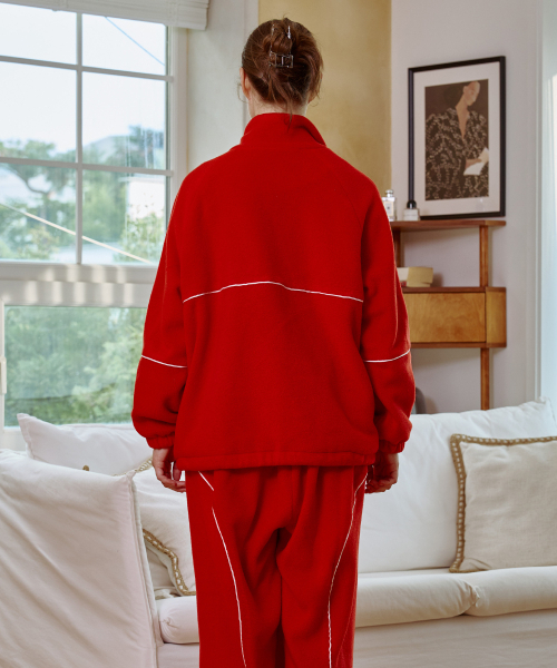 ARI(アリ)の「KIKI FLEECE ZIP UP / RED(その他アウター・レディース・レッド・FREE)」の3枚目の写真