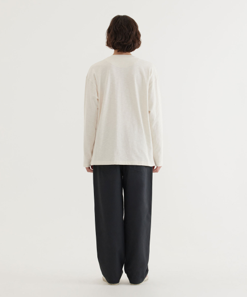 COVERNAT（カバーナット）の「ヘンリーネックロングスリーブ アイボリー（Tシャツ/カットソー・レディース・その他・X-LARGE/SMALL/MEDIUM/LARGE）」の6枚目の写真