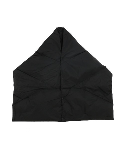 NANGA（ナンガ）の「ナンガ  DOWN PONCHO MUFFLER（マフラー・レディース・アイボリー/ブラック・FREE）」の5枚目の写真