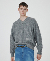 HEUTE（ホイテ）の「HET MOHAIR V NECK KNIT (CHARCOAL)（ニット/セーター）」