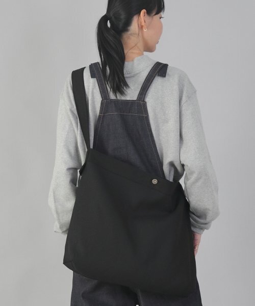SAINTCREW(セントクルー)の「ミニマルビッグサイズクロスバッグ MBC-121 ブラックブラック(メッセンジャーバッグ・メンズ・その他・フリー)」の3枚目の写真