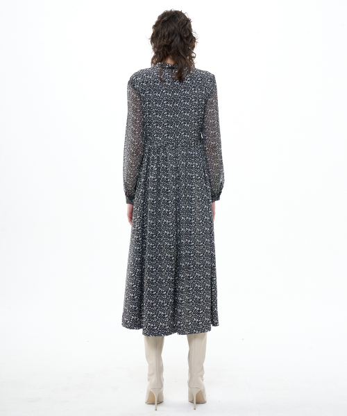 B QUIET（ビークワイエット）の「MAXI TIE NECK DRESS_BLACK WHITE（ワンピース・レディース・その他・MEDIUM/SMALL）」の4枚目の写真