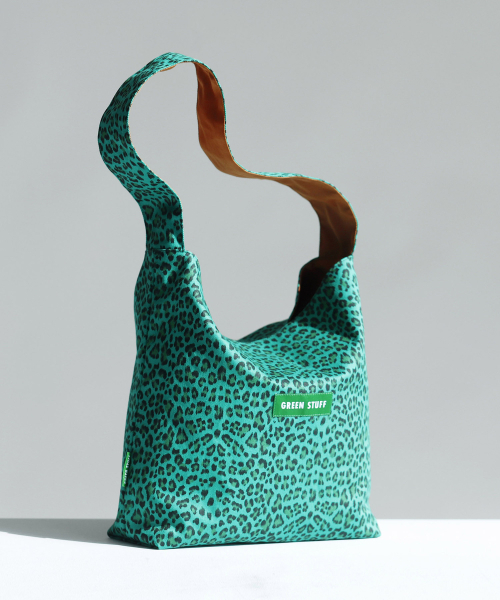 GREEN STUFF(グリーンスタッフ)の「seem full bag 62 - leopard green(エコバッグ/サブバッグ・レディース・その他・FREE)」の2枚目の写真