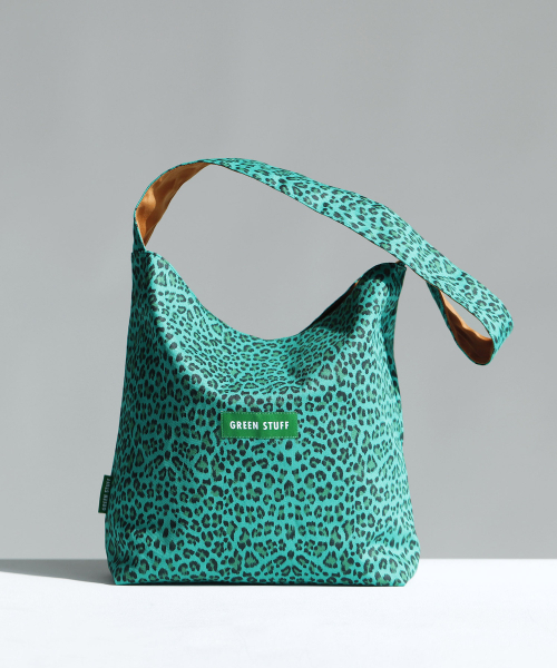 GREEN STUFF(グリーンスタッフ)の「seem full bag 62 - leopard green(エコバッグ/サブバッグ・レディース・その他・FREE)」の3枚目の写真