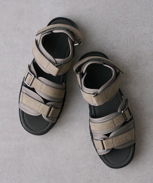 MAISON CLUB(メゾンクラブ)の「【MAISON CLUB】厚底SHARK SOLE STRAP SANDALS シャークソールストラップサンダル(サンダル・メンズ・ブラック/グレー・LL/L/M)」の4枚目の写真
