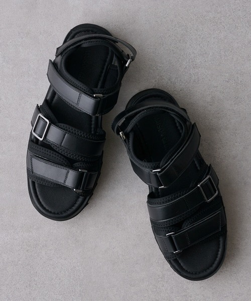 MAISON CLUB(メゾンクラブ)の「【MAISON CLUB】厚底SHARK SOLE STRAP SANDALS シャークソールストラップサンダル(サンダル・メンズ・ブラック/グレー・LL/L/M)」の15枚目の写真