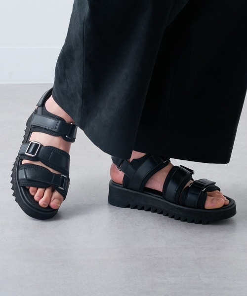 MAISON CLUB(メゾンクラブ)の「【MAISON CLUB】厚底SHARK SOLE STRAP SANDALS シャークソールストラップサンダル(サンダル・メンズ・ブラック/グレー・LL/L/M)」の13枚目の写真