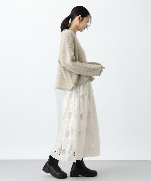 studio CLIP(スタディオクリップ)の「《natural by clip》3.5ゲージフェレットタッチプルオーバー(ニット/セーター・レディース・チャコール/ブルー/グレイッシュベージュ・FREE)」の13枚目の写真