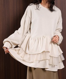 en CAnAF（エンカナフ）の「【可愛さとゆるさの絶妙バランス】裏毛 ティアード ペプラム スウェット トップス（スウェット）」