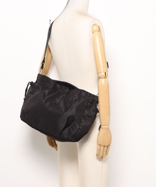 CLEDRAN（クレドラン）の「【軽量 リサイクル素材】CL3823 FORI 2WAY BAG（トートバッグ・レディース・ブラック/ベージュ/オリーブ・FREE）」の22枚目の写真