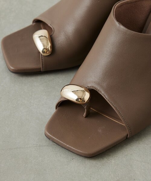 GALLARDAGALANTE(ガリャルダガランテ)の「【2.718】サムリングミュール(サンダル・レディース・モカ/ブラック・36/37/38)」の19枚目の写真