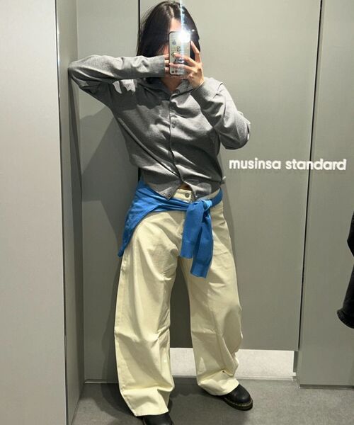 MUSINSA STANDARD WOMAN（ムシンサスタンダードウーマン）の「ウィメンズエッセンシャルハイネックカーディガン[ブルー]（カーディガン/ボレロ・レディース・その他・X-SMALL/SMALL/MEDIUM/LARGE）」の6枚目の写真