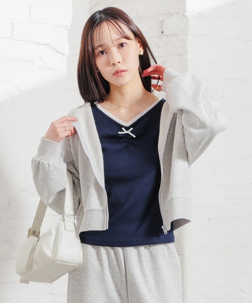Honeys(ハニーズ)の「フロントギャザートップス(Tシャツ/カットソー・レディース・ヘザーチャコール/ピンク/ホワイト/ネイビー・L/M/S)」の13枚目の写真