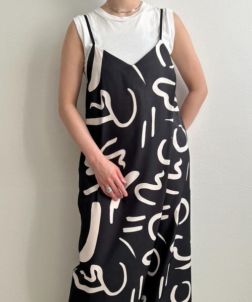 LHELBIE(レルビエ)の「ラップキャミサロペット(サロペット/オーバーオール・レディース・ストライプ/ブラック系2/ブラック系1・M)」の10枚目の写真