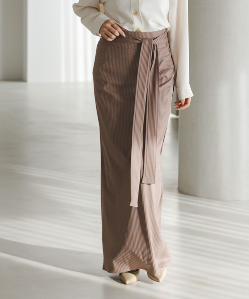 Noble（ノーブル）の「アニヴェンリブラップスカート（スカート・レディース・モカ/ボルドー・36/38/40）」の2枚目の写真