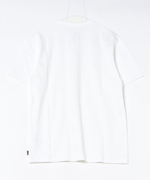 NIKE(ナイキ)の「《NIKEアパレル》AS M NSW TEE LSE PREM ESS(Tシャツ/カットソー・メンズ・ホワイト/グリーン系その他/ブラック・2XL/XL/L/M/S/XS/3XL)」の4枚目の写真