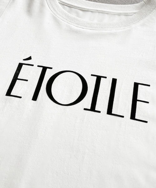 ELFRANK(エルフランク)の「フロッキー ロゴプリント 半袖 Tシャツ《着用動画あり》(Tシャツ/カットソー・レディース・チャコールグレー/オフホワイト・L/M)」の22枚目の写真
