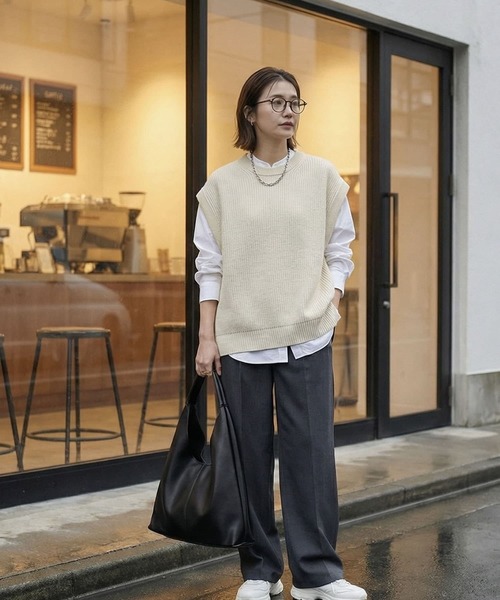 STYLE DELI（スタイルデリ）の「【DELI by】トライアングルフォルム・リアルレザートートバッグ（トートバッグ・レディース・ブラック・FREE）」の3枚目の写真