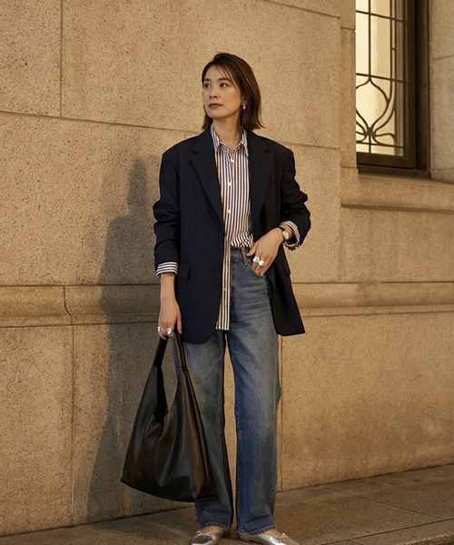 STYLE DELI（スタイルデリ）の「【DELI by】トライアングルフォルム・リアルレザートートバッグ（トートバッグ・レディース・ブラック・FREE）」の4枚目の写真