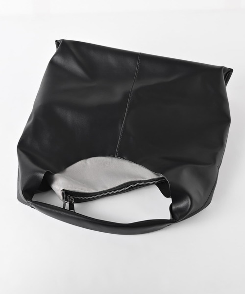 STYLE DELI（スタイルデリ）の「【DELI by】トライアングルフォルム・リアルレザートートバッグ（トートバッグ・レディース・ブラック・FREE）」の15枚目の写真